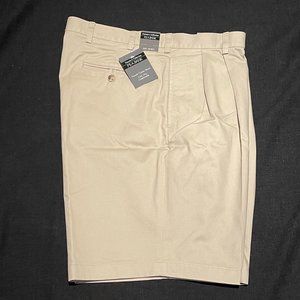 NWT Jos. A. Bank Traveler's Collection Shorts, Khaki, Wrinkle Resistant, 38 Reg